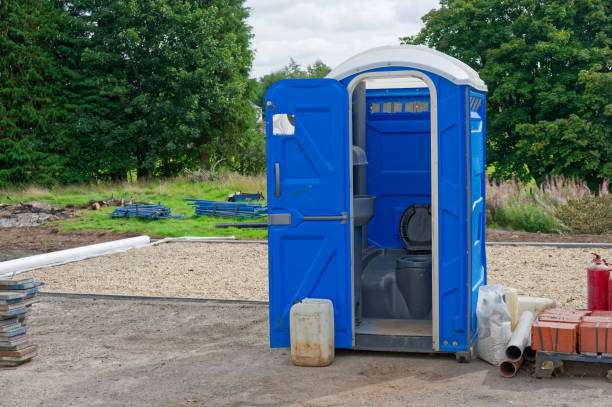 Best Standard Portable Toilet Rental  in Rainbow Springs, FL